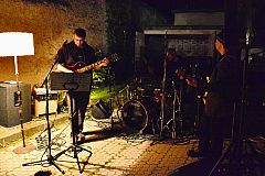 The Leftovers - Street gig
