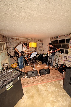 The Leftovers + DJ